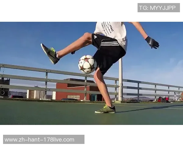 花式足球过人技巧揭秘助你在球场上轻松突破对手防线